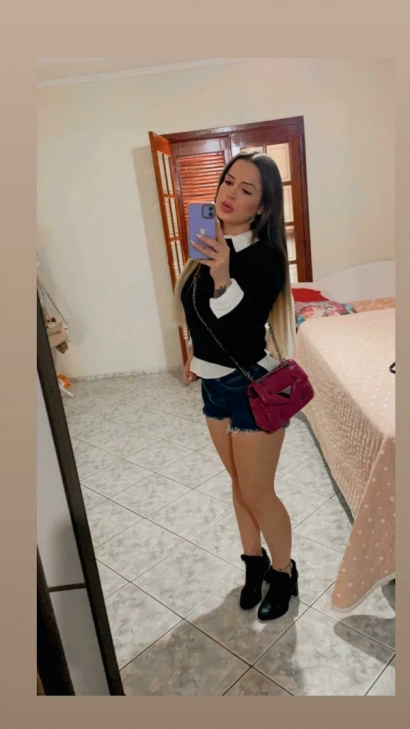 Acompanhante Júlia_5232